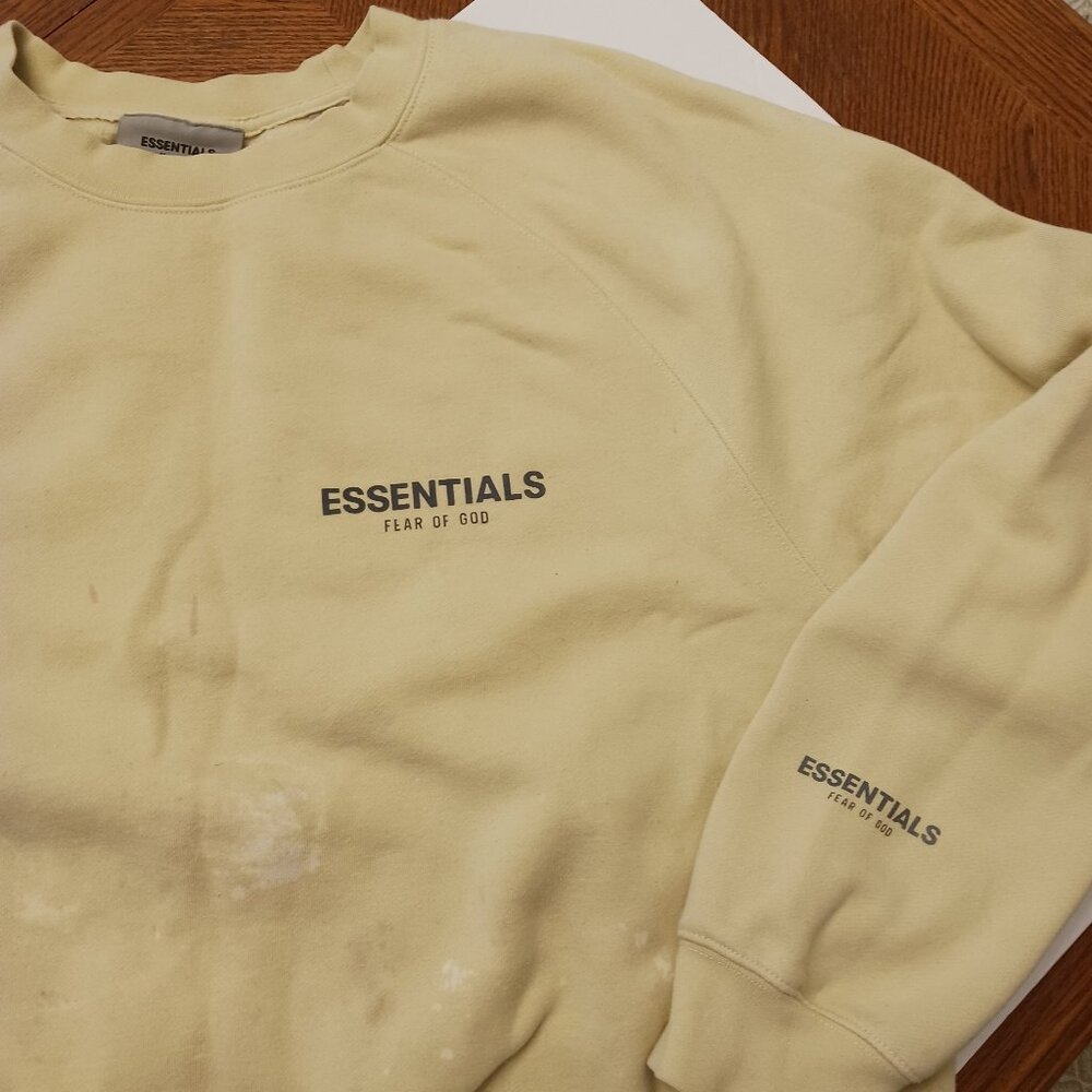 Fear of God Essentials crewneck sweater Large - Picture 2 of 5
